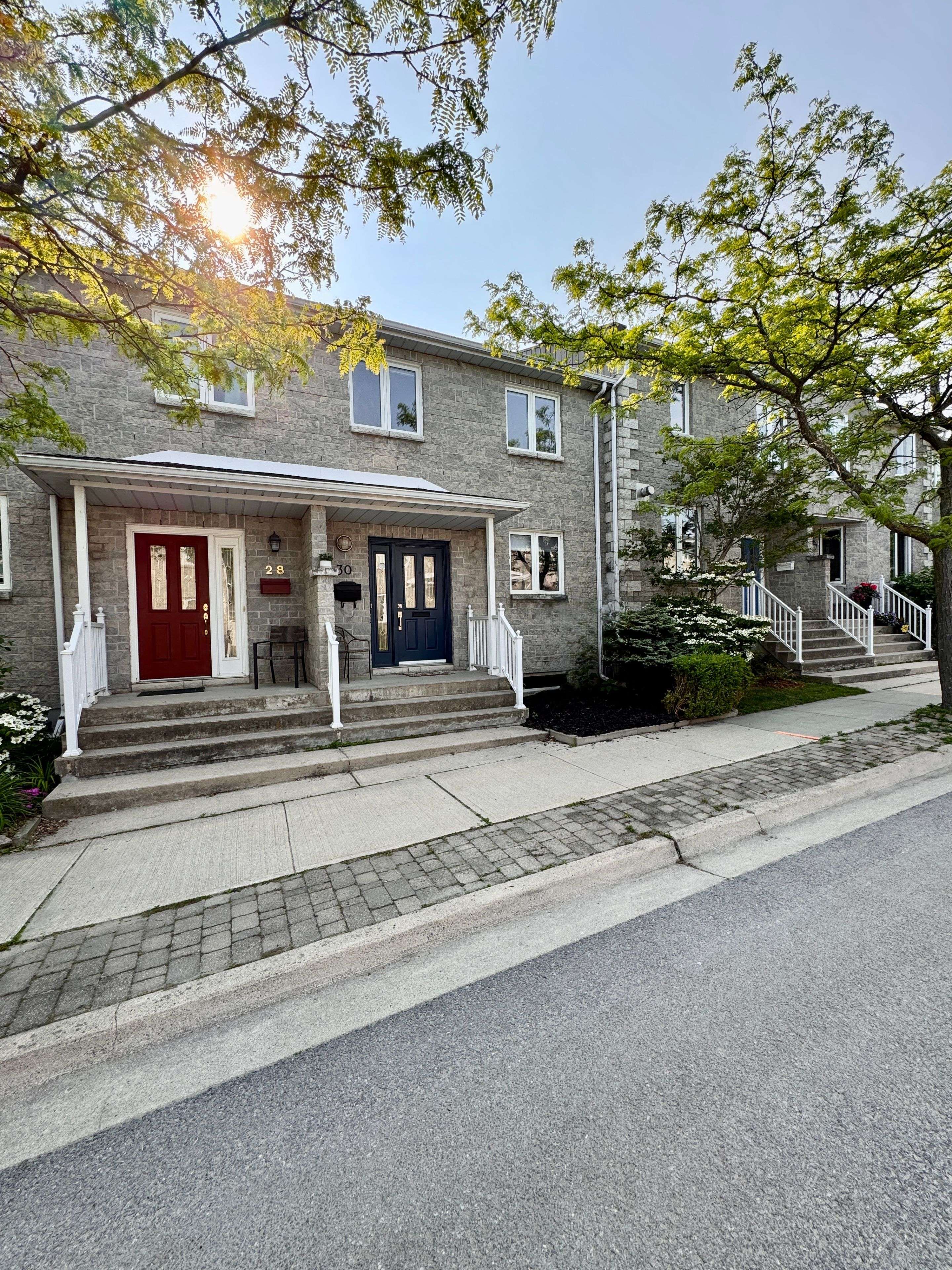 Kingston, ON K7M 1E3,30 Yonge ST