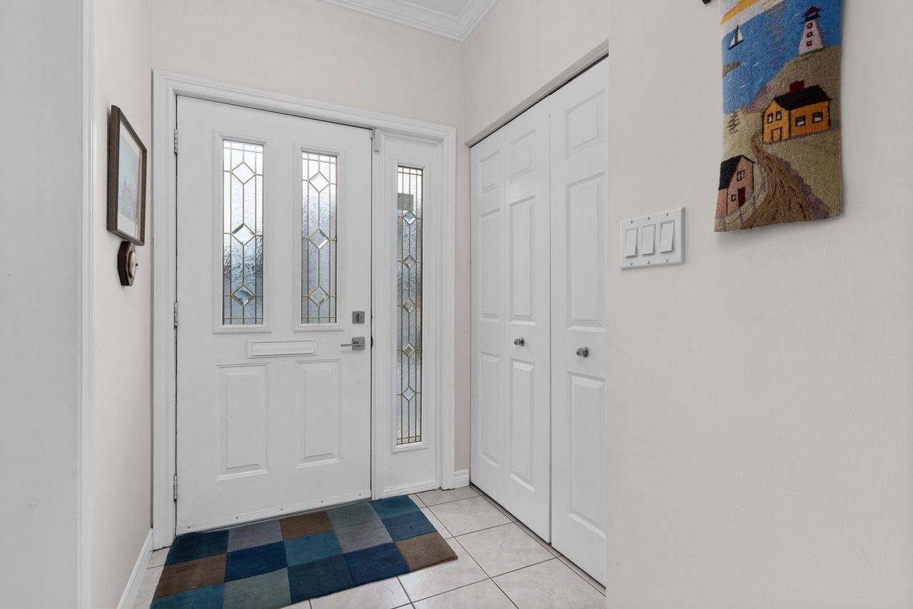 Kingston, ON K7M 1E3,30 Yonge ST