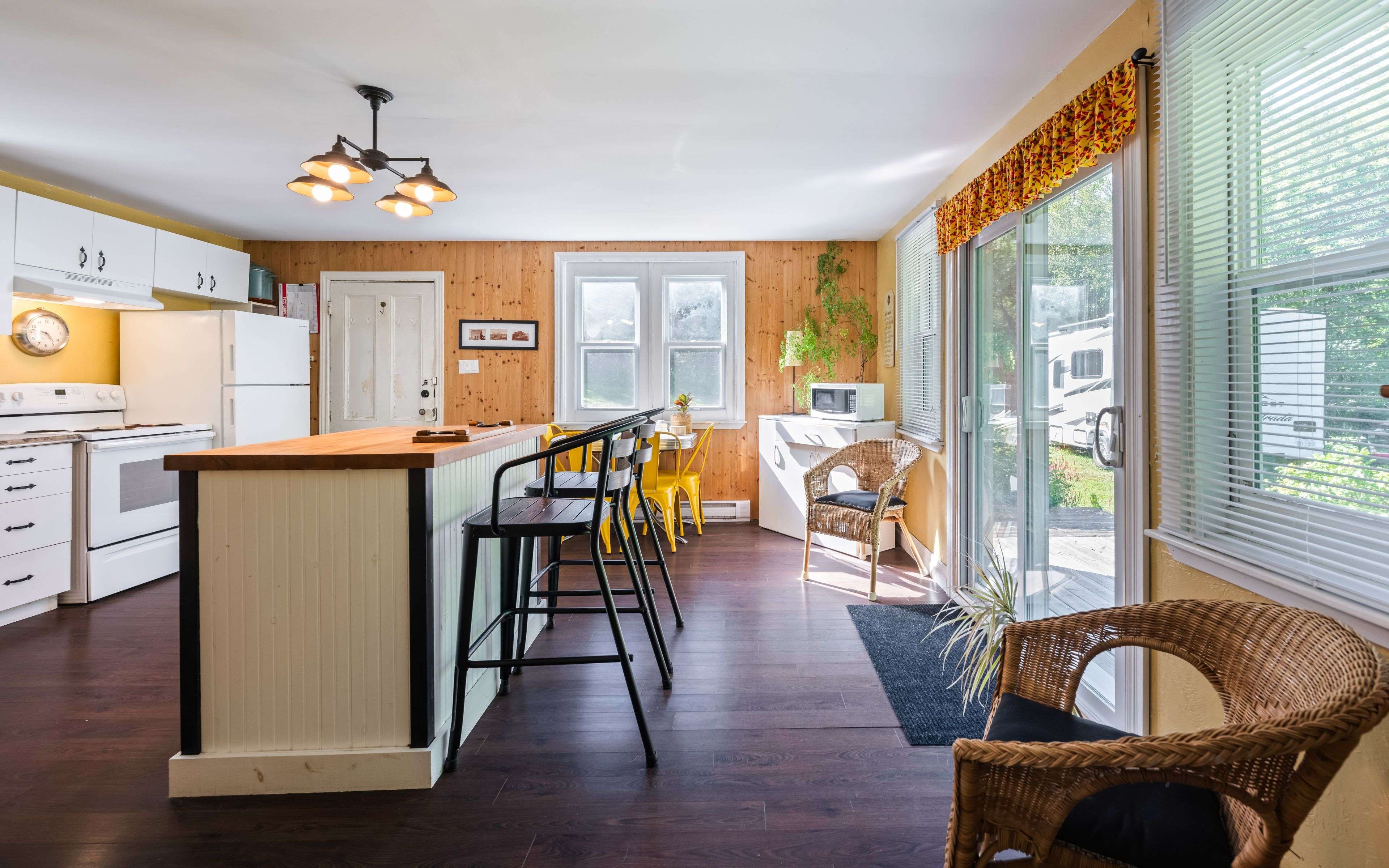 Mulmur, ON L9V 0C2,637217 Prince of Wales RD