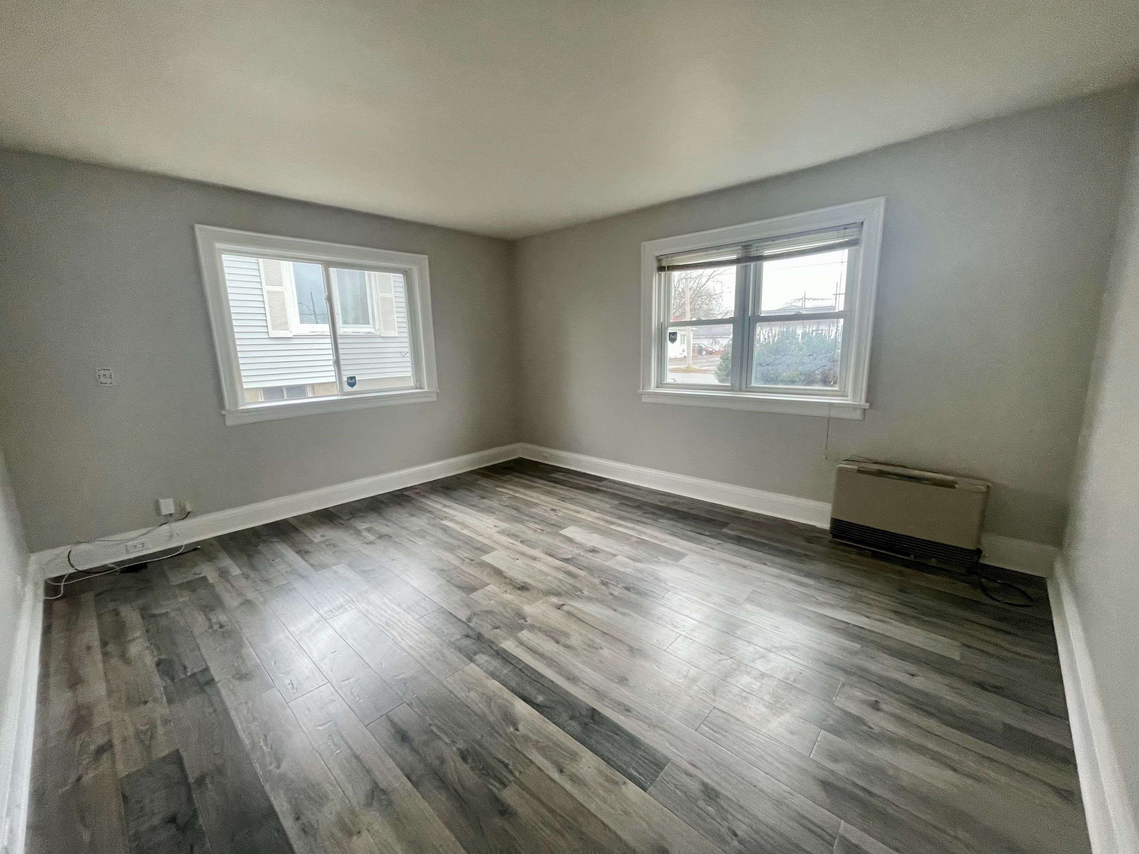 Belleville, ON K8P 3J2,322 Coleman ST
