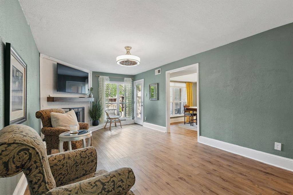 Farmers Branch, TX 75234,3102 Pin Oak Court