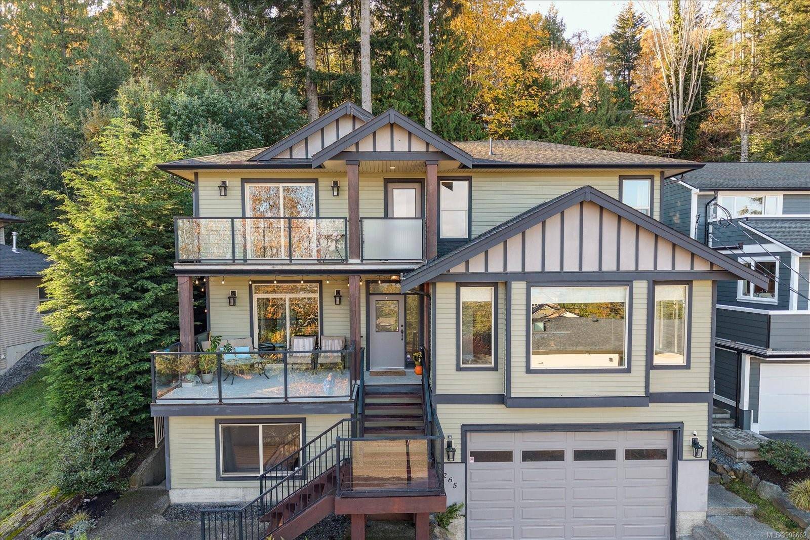 Nanaimo, BC V9T 5M9,5265 Toms Trnabt