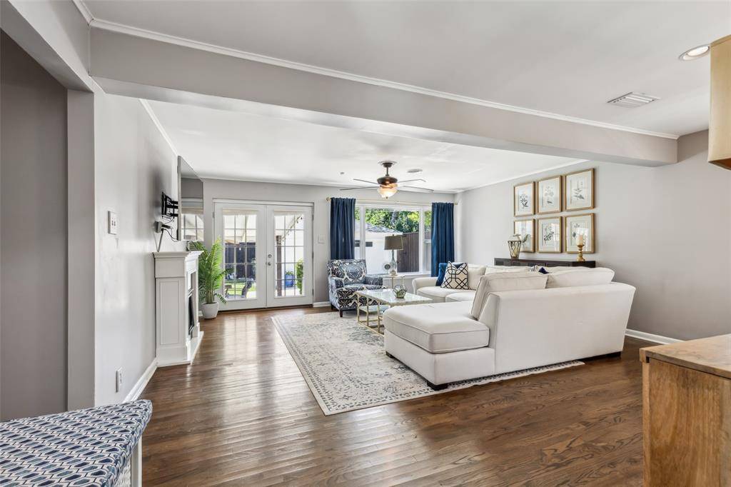 Dallas, TX 75238,9309 Lynbrook Drive