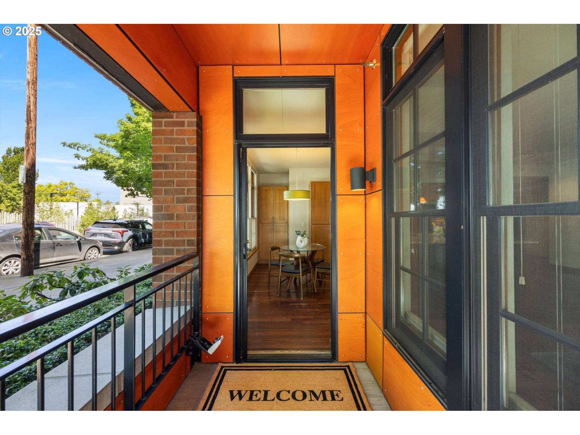 Portland, OR 97210,2350 NW SAVIER ST #100