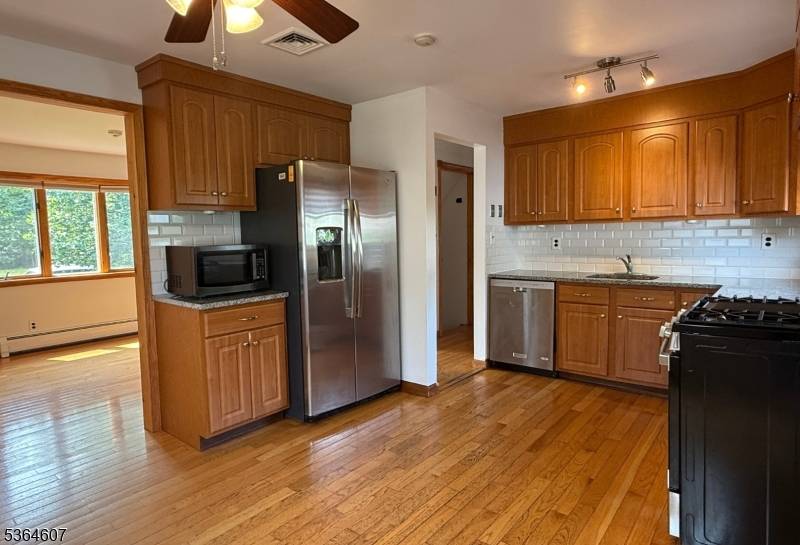 Ridgewood Village, NJ 07450,726 Midwood Rd