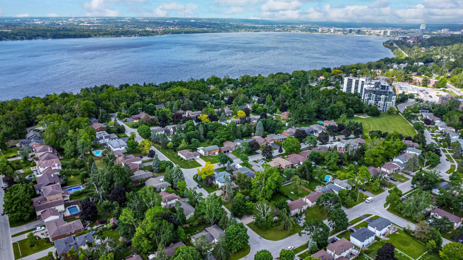 Barrie, ON L4M 1G2,45 Shoreview DR