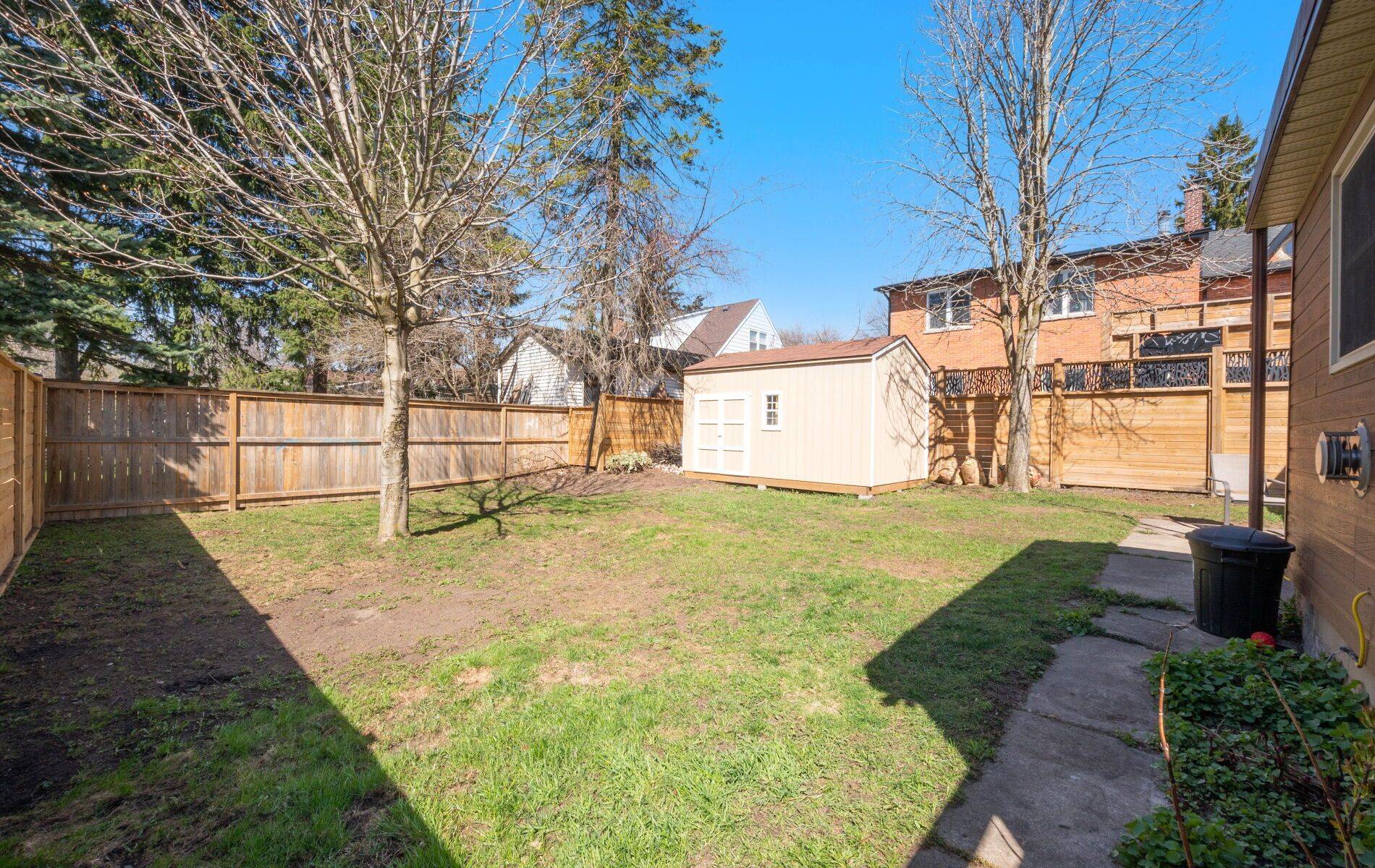 Orangeville, ON L9W 2G3,10 Faulkner ST