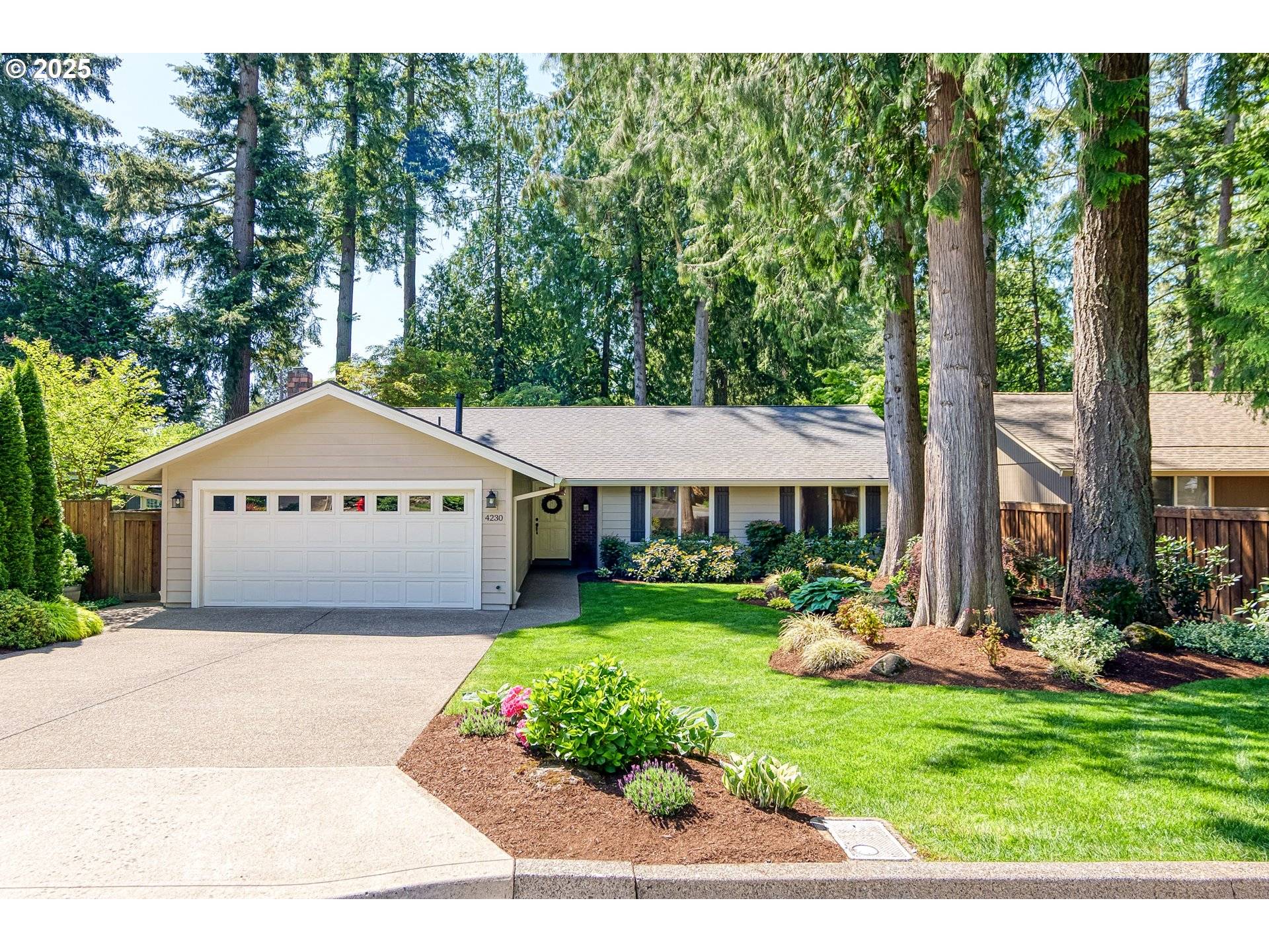 Lake Oswego, OR 97035,4230 COLLINS WAY