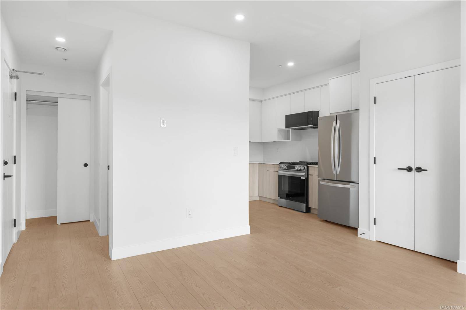 Langford, BC V9B 3R8,2629 Millstream Rd #502