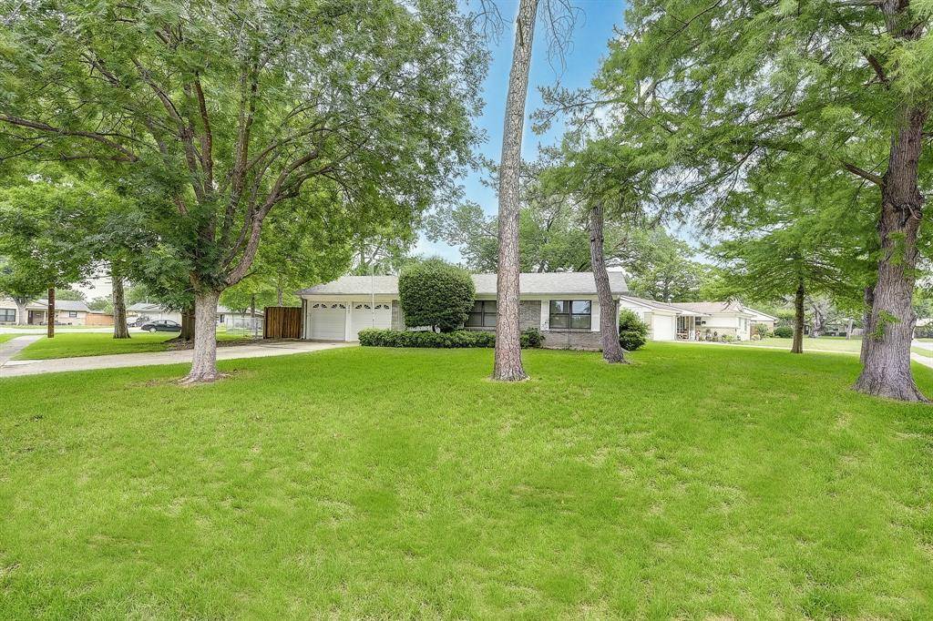 Farmers Branch, TX 75234,2947 Sinbad Circle