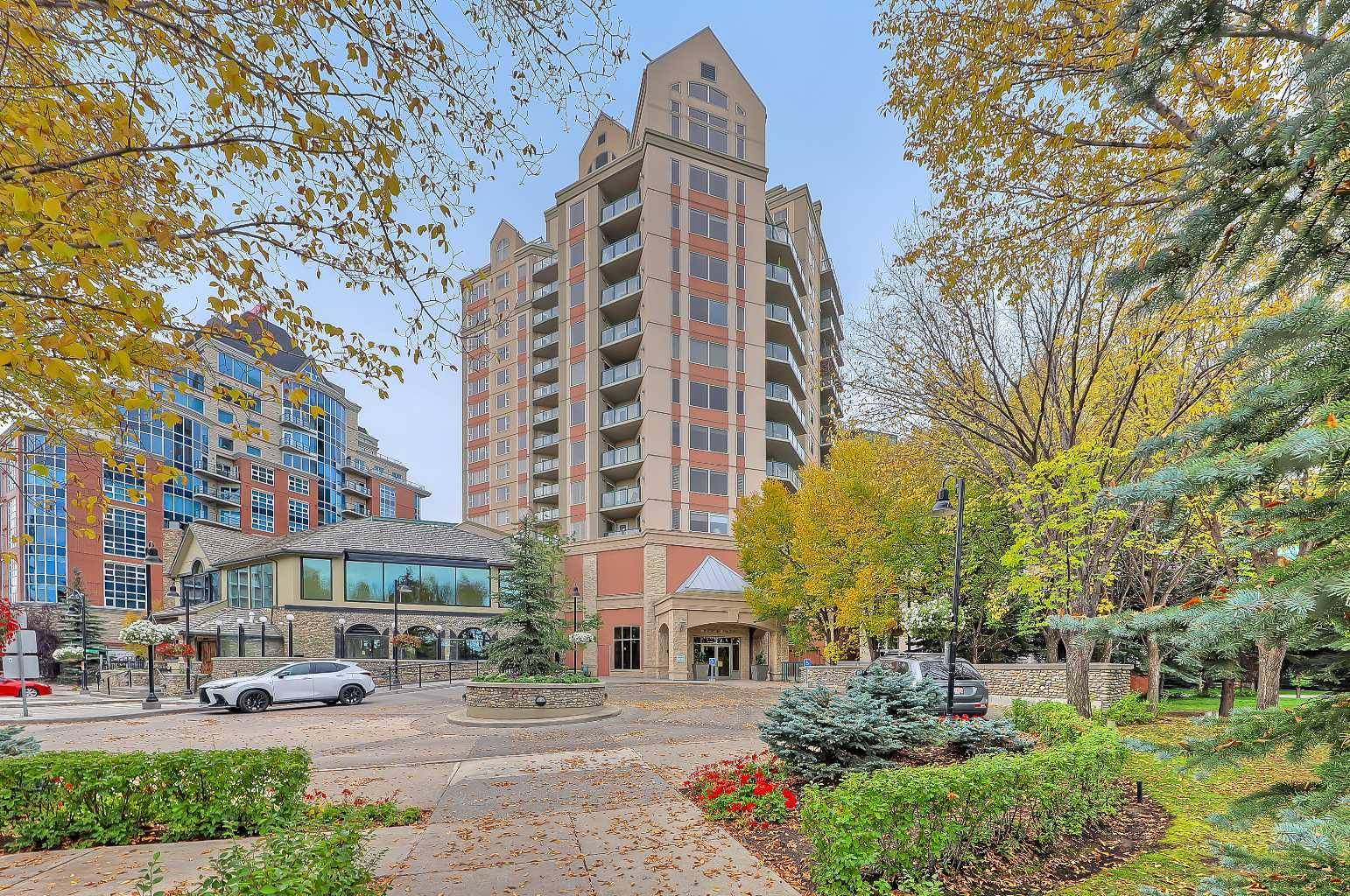 Calgary, AB T2P 5E2,200 La Caille PL SW #902