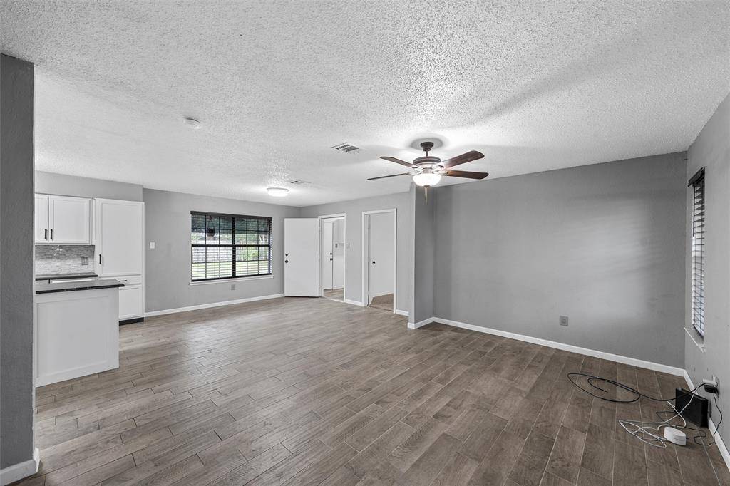 Lorena, TX 76655,202 Lee Lane