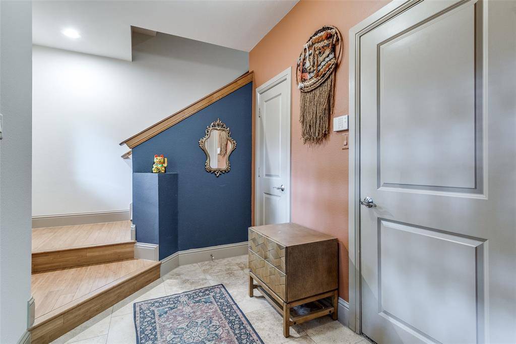Dallas, TX 75206,5914 Hudson Street #7