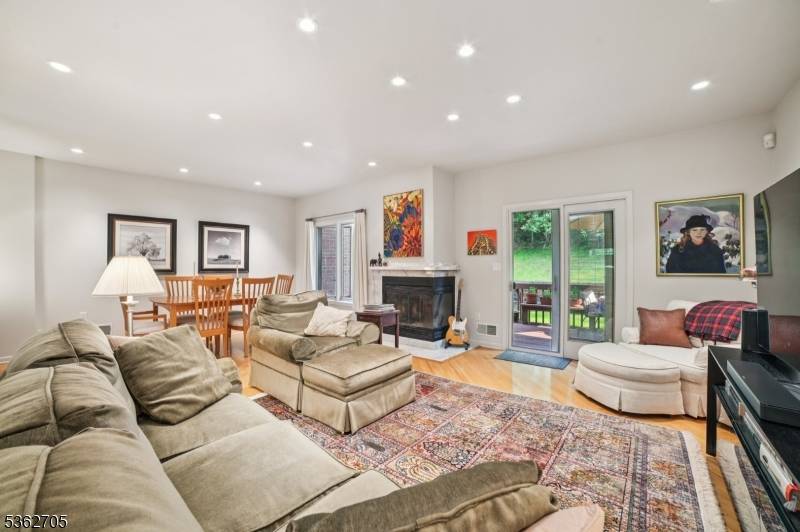 North Caldwell Boro, NJ 07006,30 Andrea Dr #30