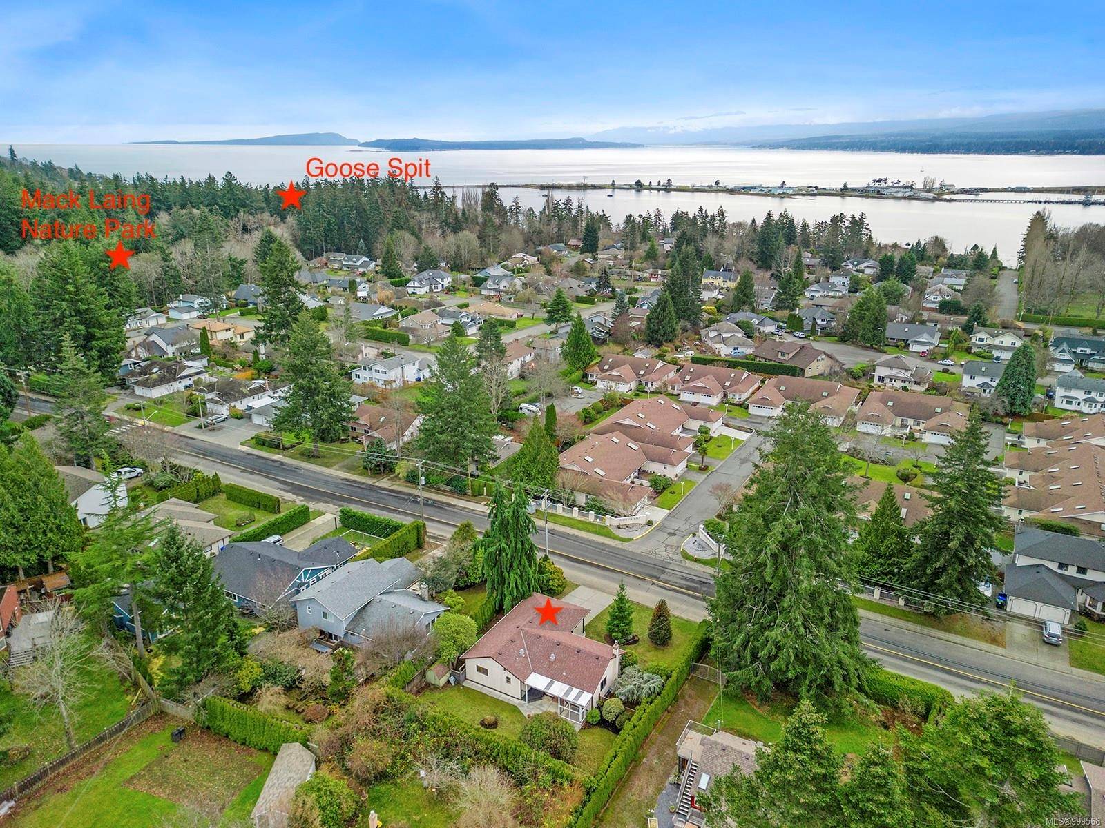 Comox, BC V9M 2P6,1496 Balmoral Ave