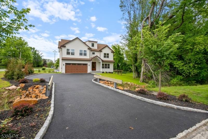 East Hanover Twp., NJ 07936,1 Willow Pl