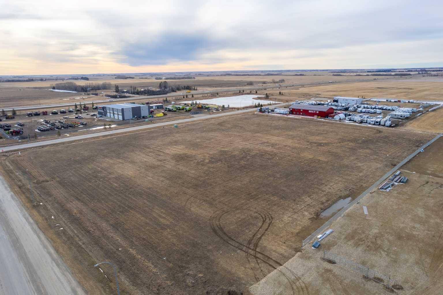 Rural Mountain View County, AB T4H1P1,204-32580 Range Road 11