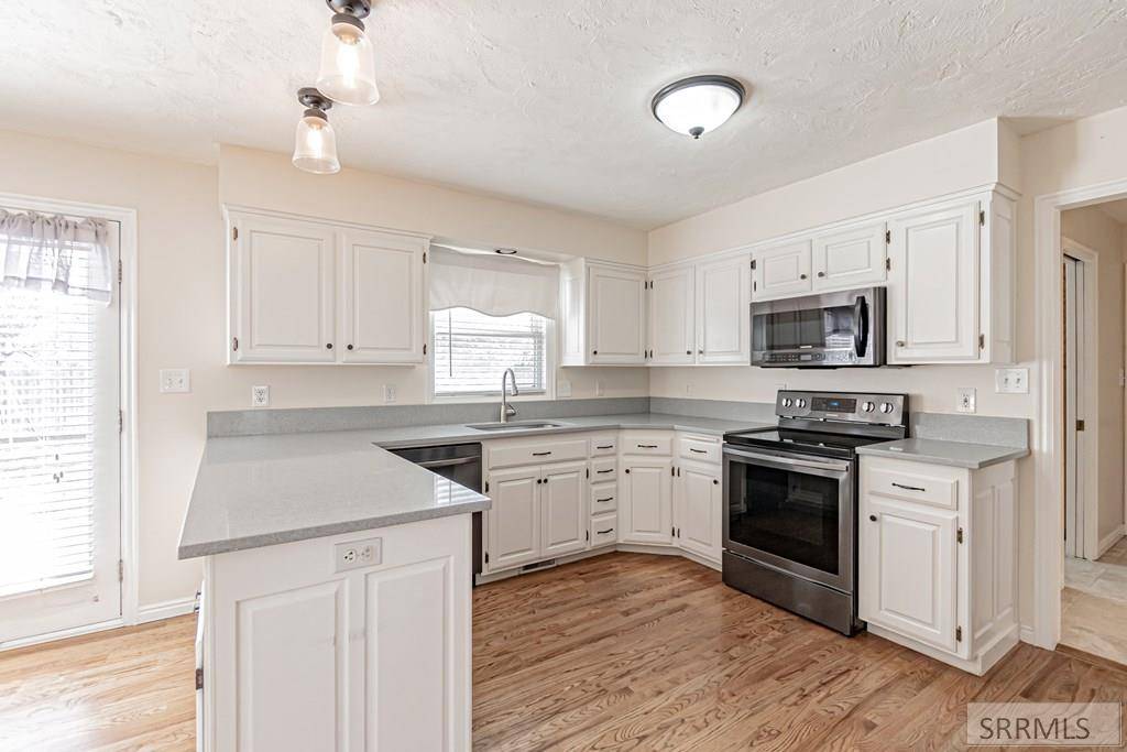 Idaho Falls, ID 83404,3215 Sunnybrook Lane