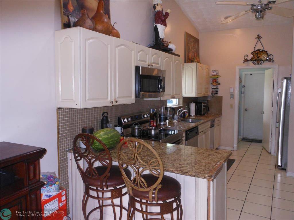 Tamarac, FL 33321,8706 NW 83rd St