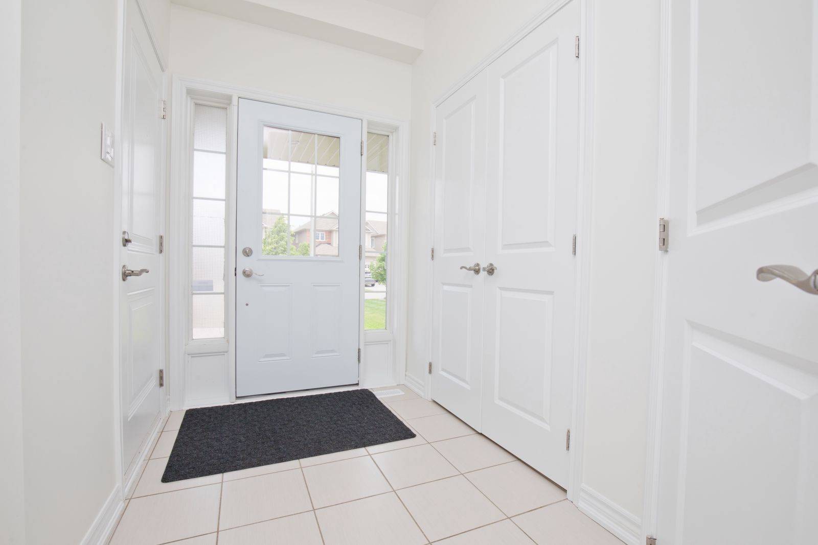 New Tecumseth, ON L9R 0R6,102 Knight ST