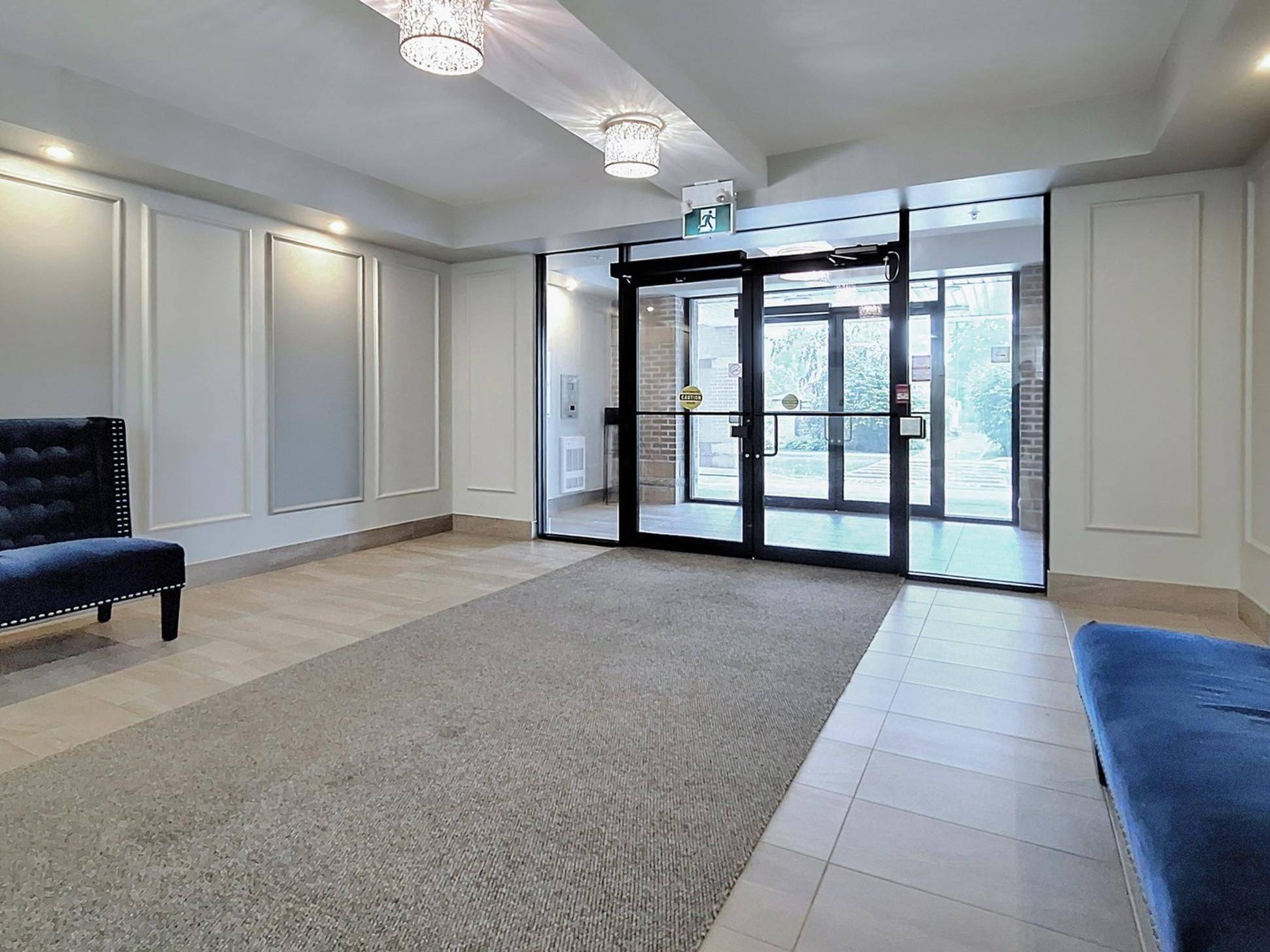 Whitchurch-stouffville, ON L4A 1T4,481 Rupert AVE #328