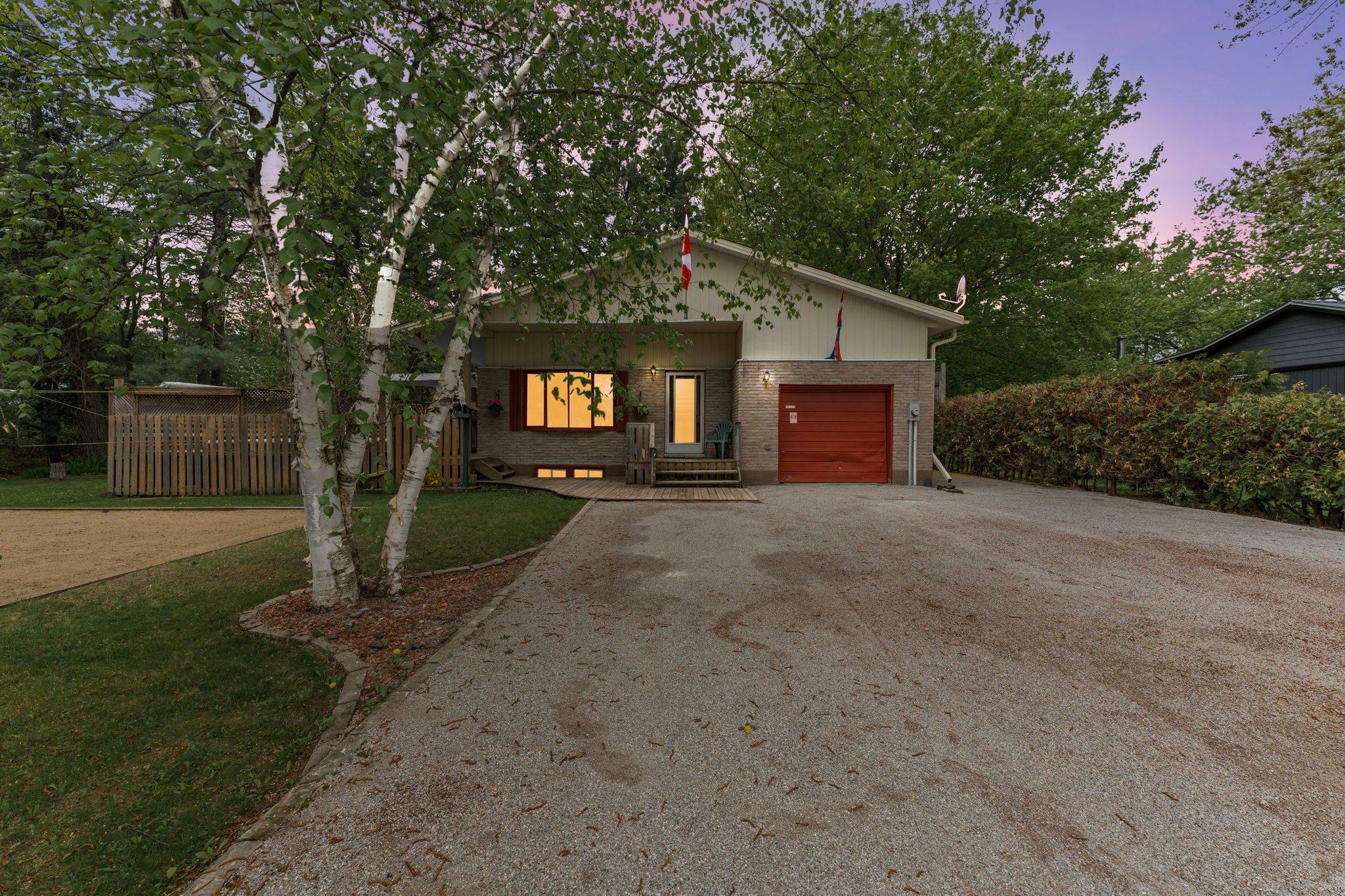 Springwater, ON L0M 1T2,3500 Baldwick LN