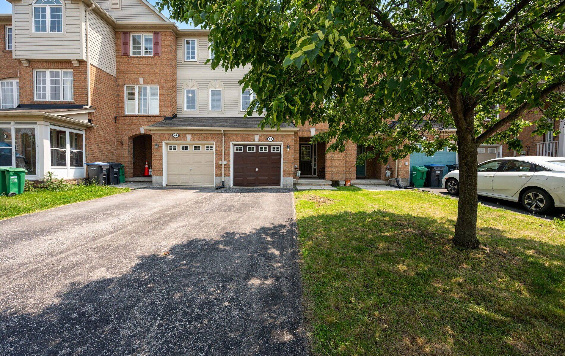 Brampton, ON L6X 0L5,69 Decker Hollow CIR