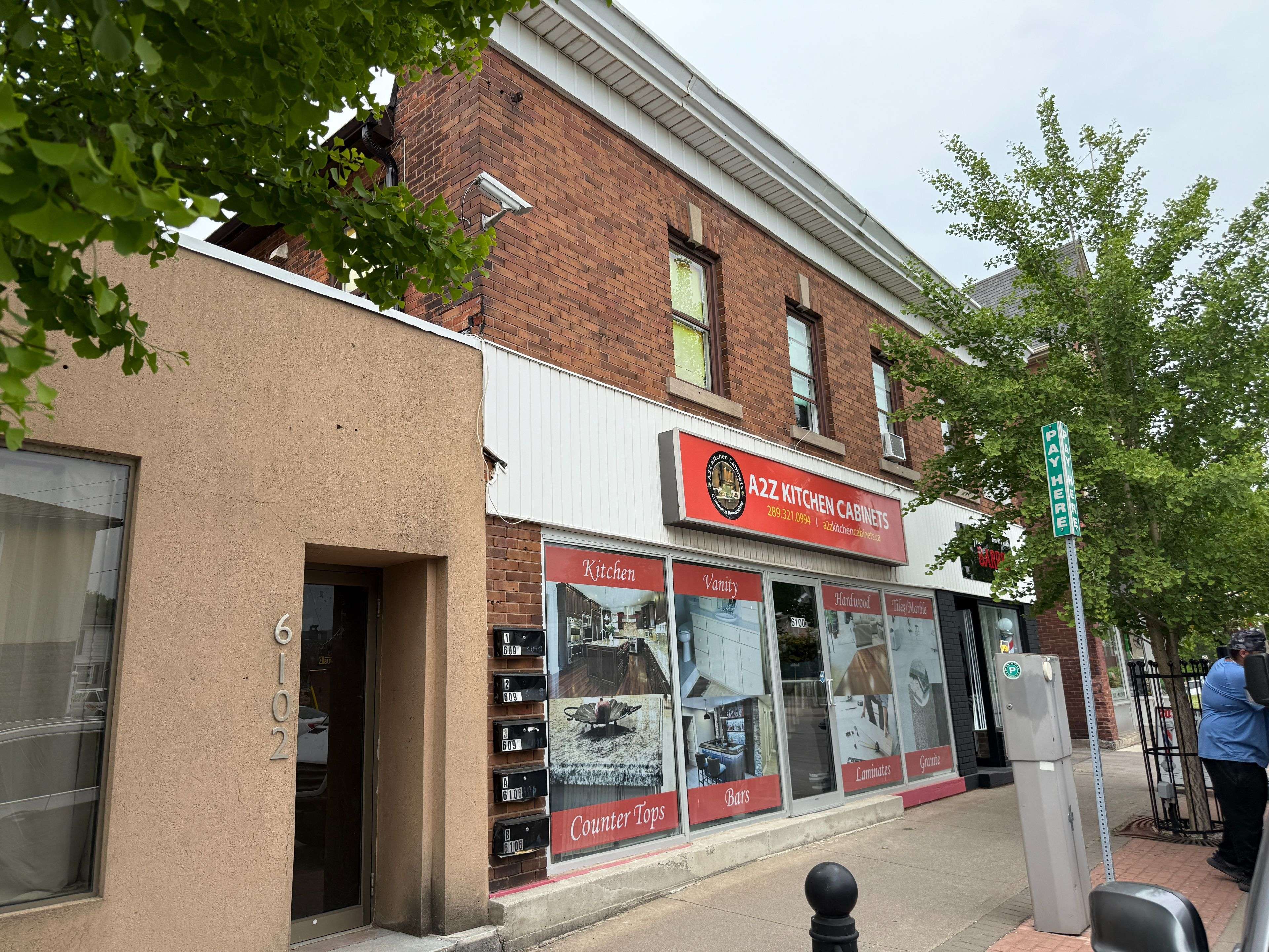 Niagara Falls, ON L2G 5Z9,6102 Main ST
