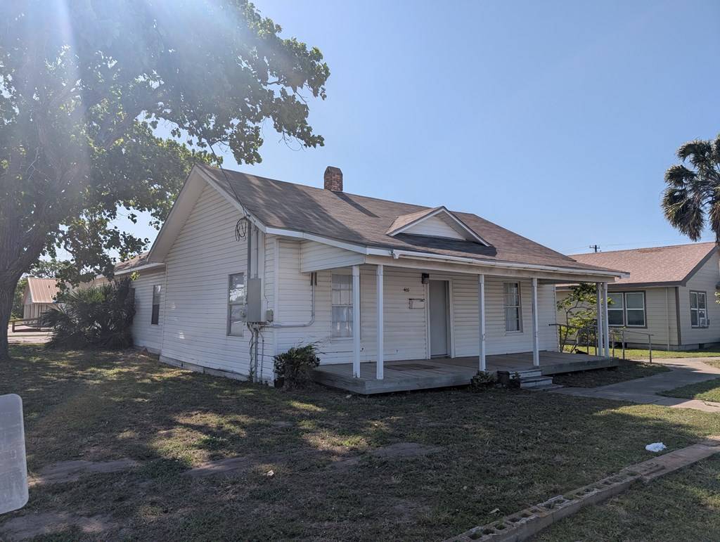 Rockport, TX 78382,401 N Church St.