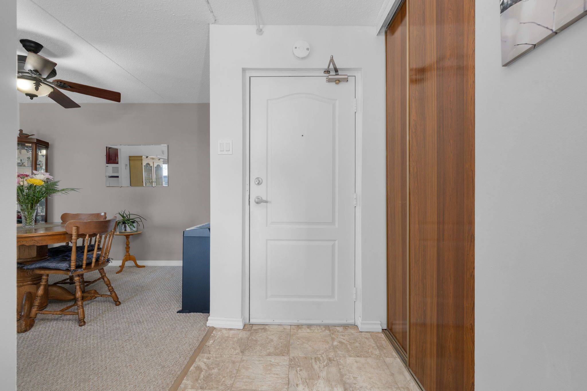 Barrie, ON L4M 5J7,414 BLAKE ST #406