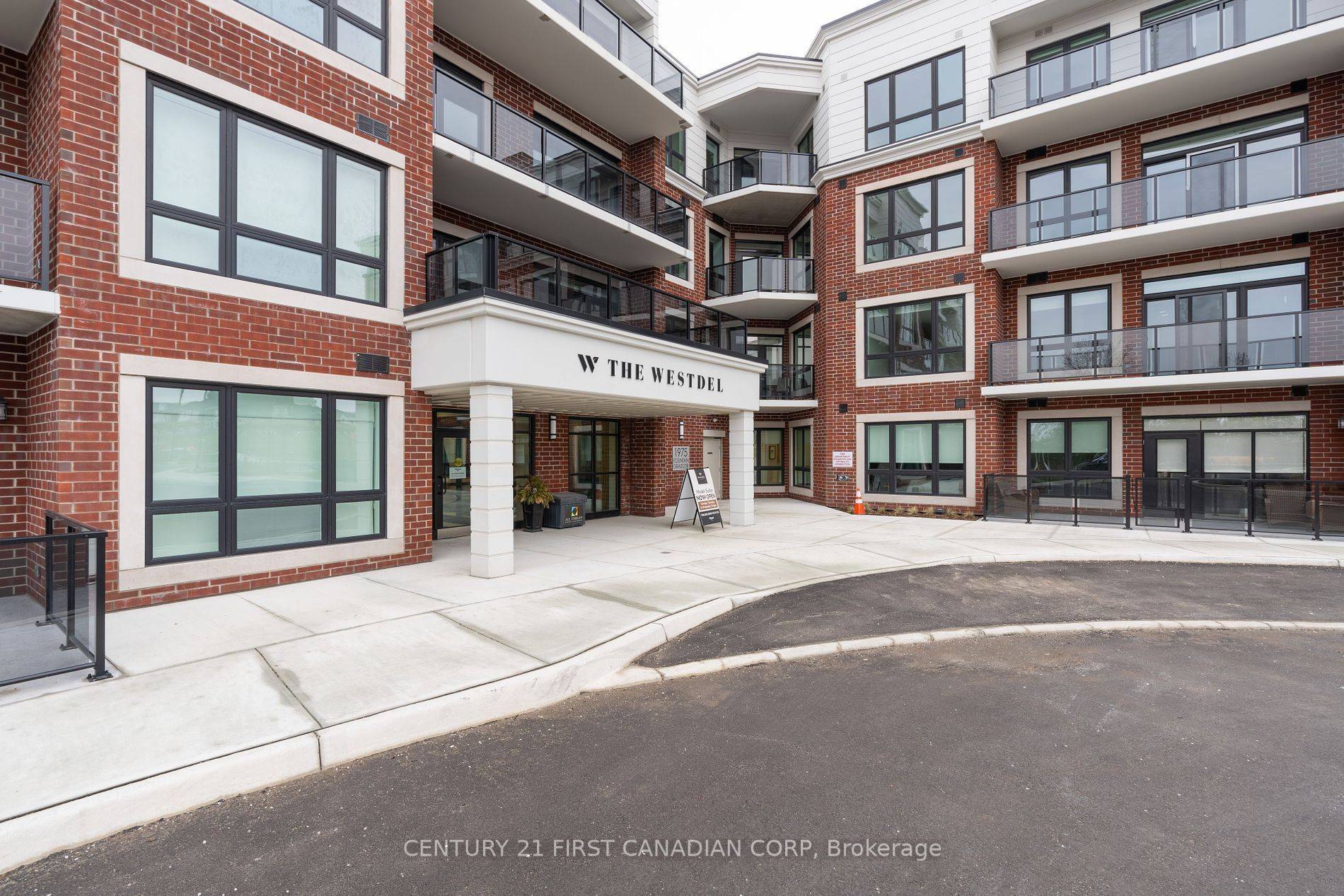 London South, ON N6K 4P9,1975 FOUNTAIN GRASS DR #201