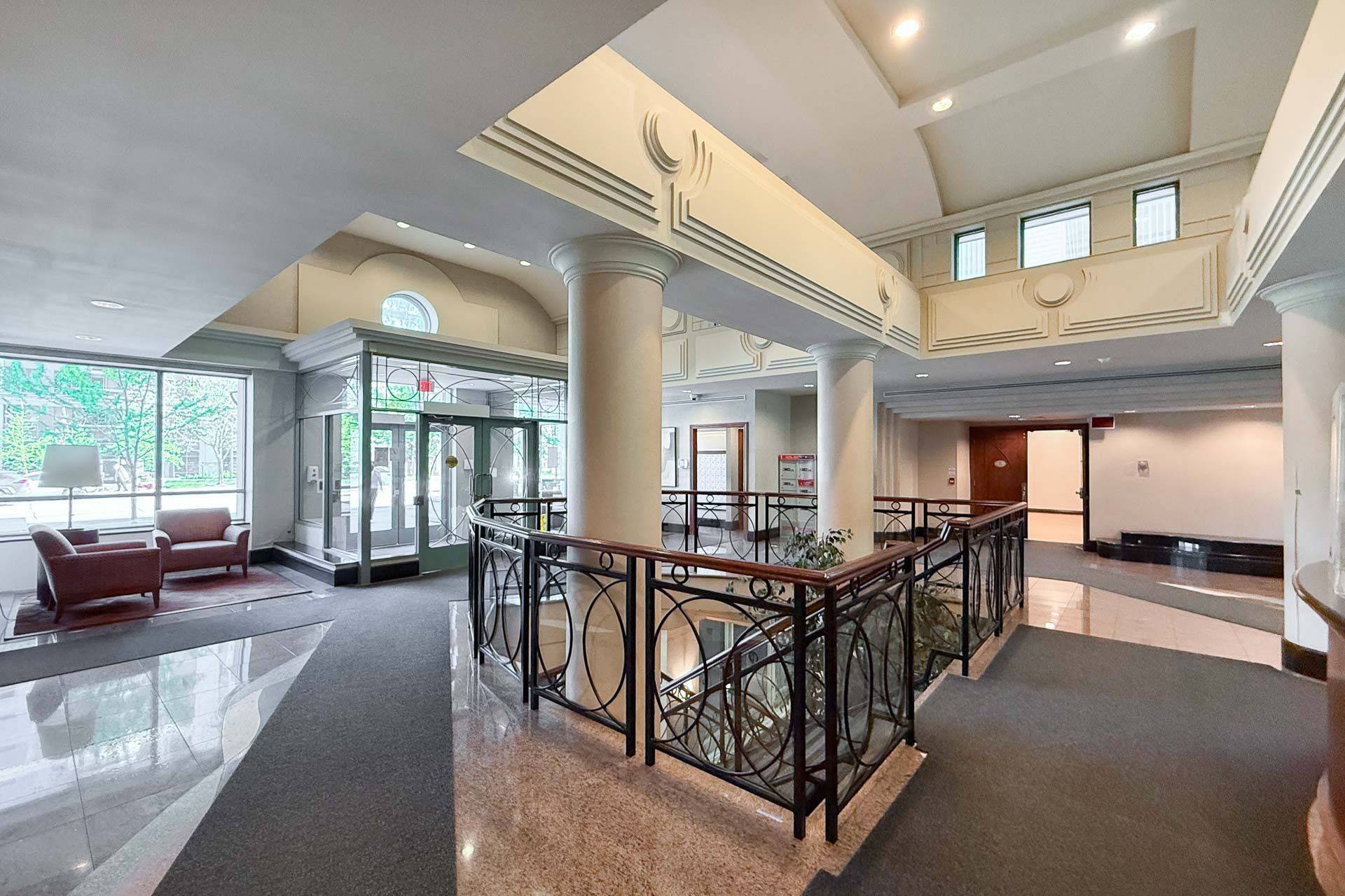Toronto C14, ON M2M 4L6,39 Pemberton AVE #217