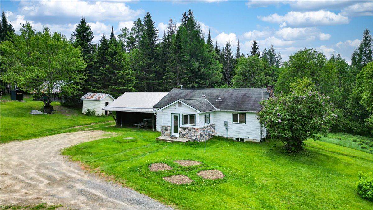 Perry, ON P0A 1J0,351 Deer Lake RD