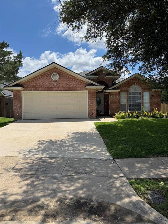 Arlington, TX 76002,700 N Emma Drive