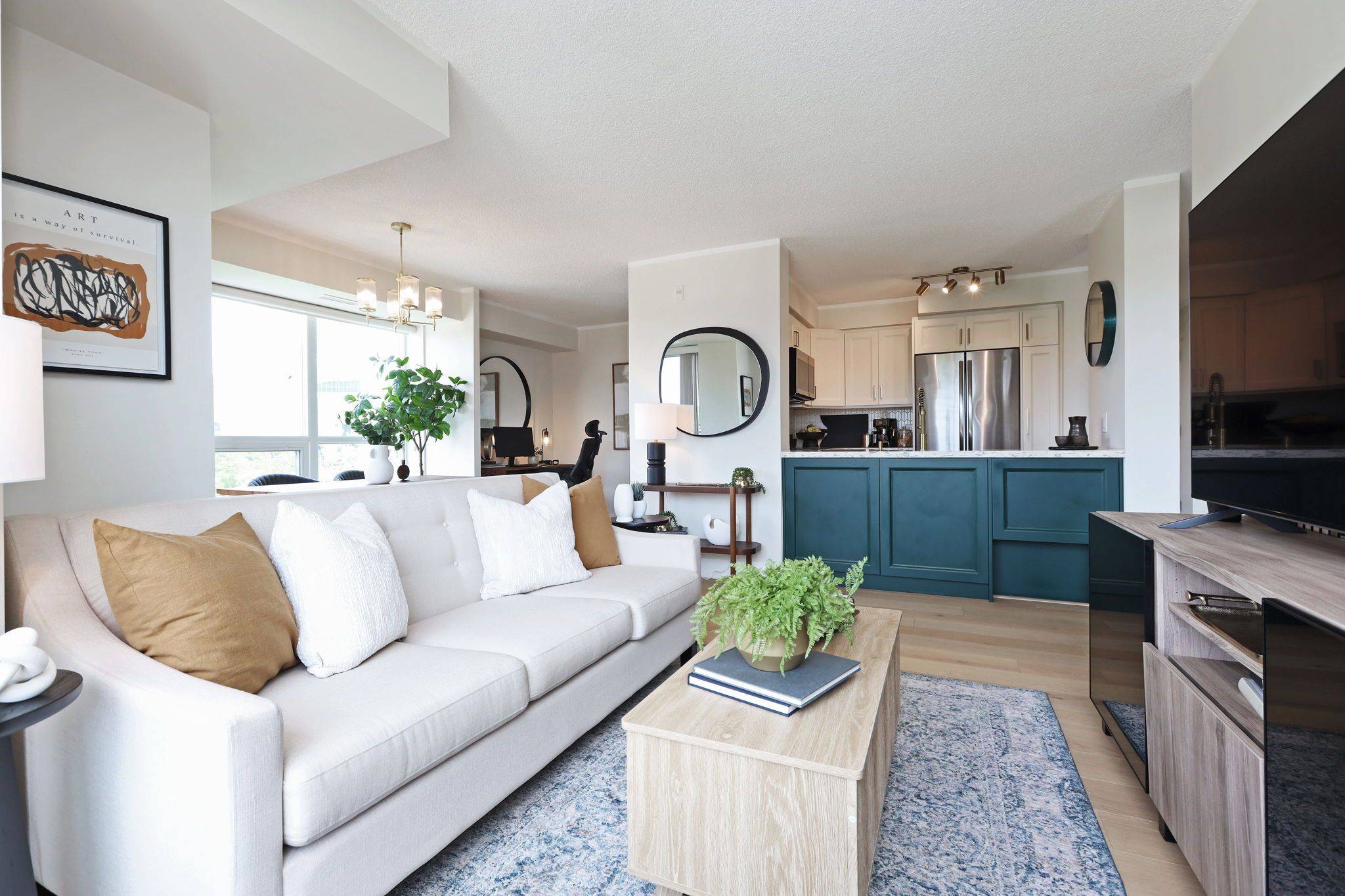 Toronto C13, ON M3C 4J1,120 Dallimore CIR #407