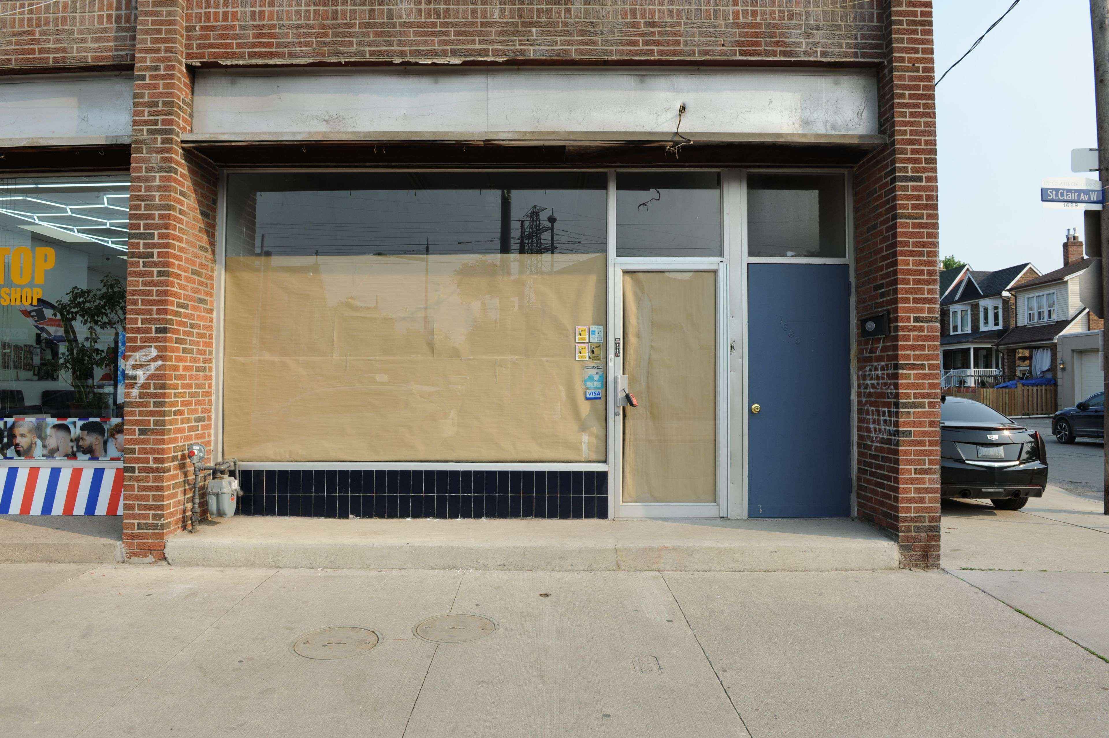 Toronto W03, ON M6N 1H9,1689 St Clair AVE W