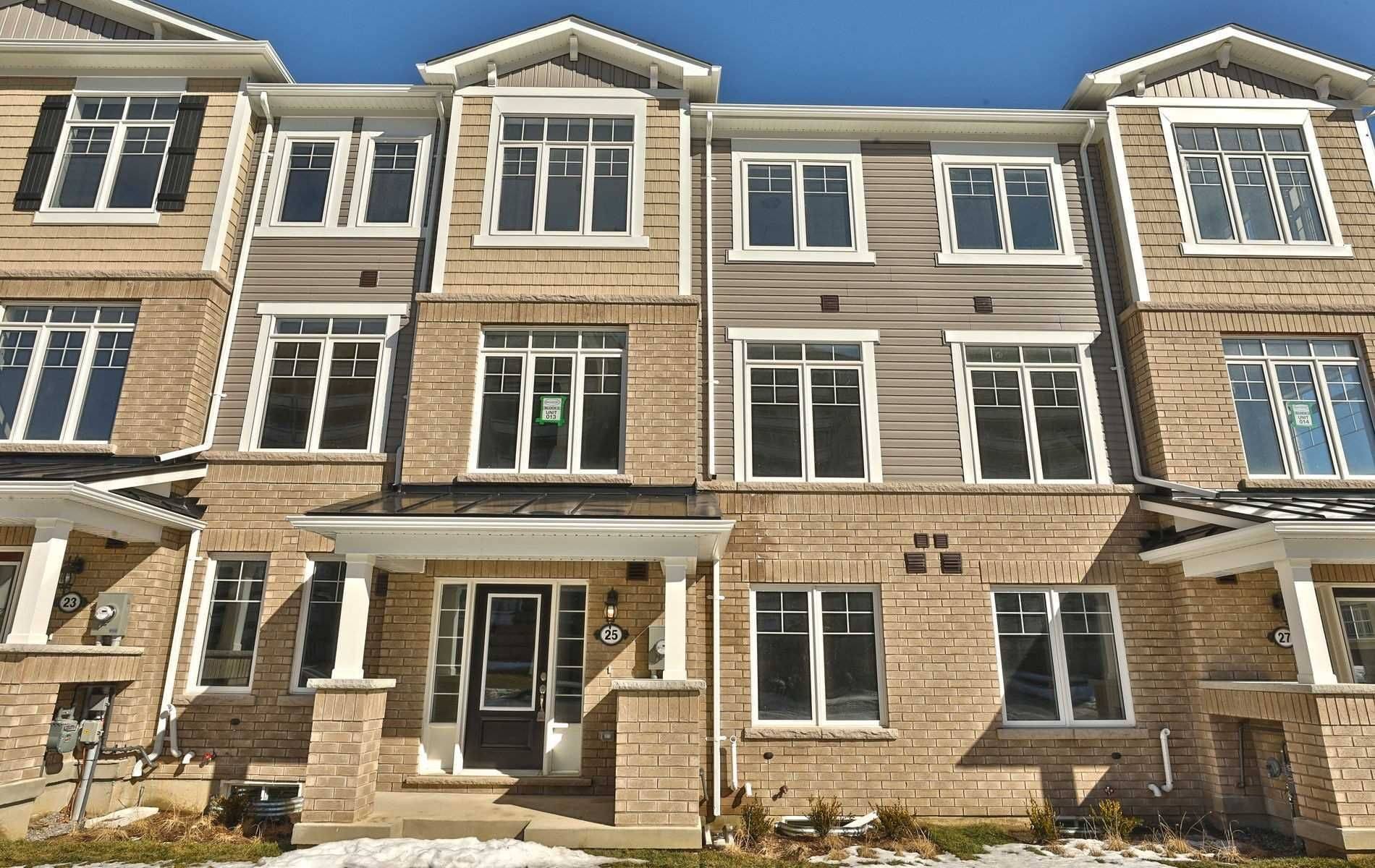 Hamilton, ON L8K 0A3,25 Canoe LN