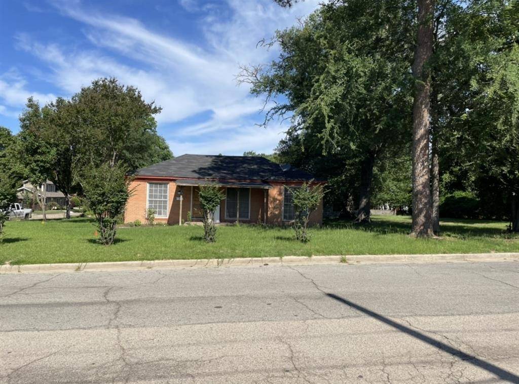 Mineola, TX 75773,601 N Newsom Street