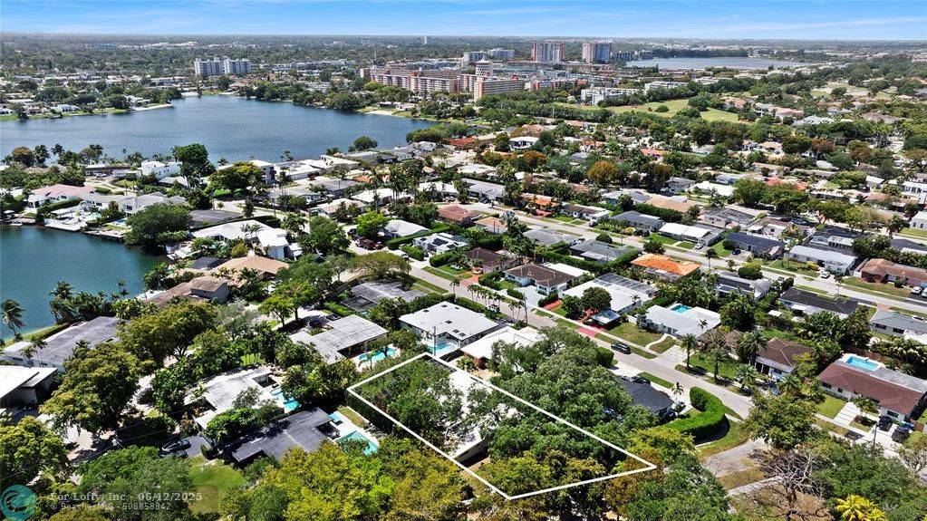 North Miami Beach, FL 33179,1950 NE 195th Dr