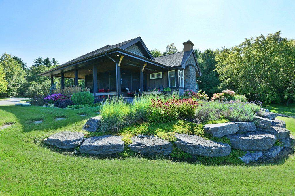 Carp - Huntley Ward, ON K0A 1L0,4370 Carp RD