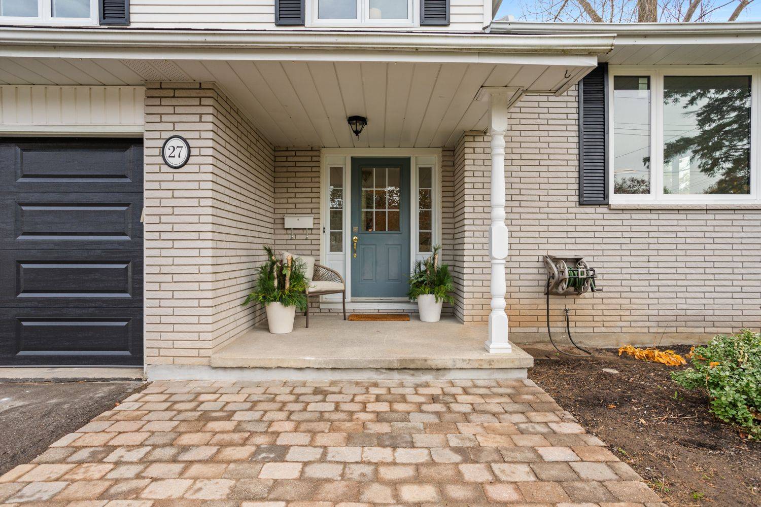 Belleville, ON K8P 4B3,27 Keller DR