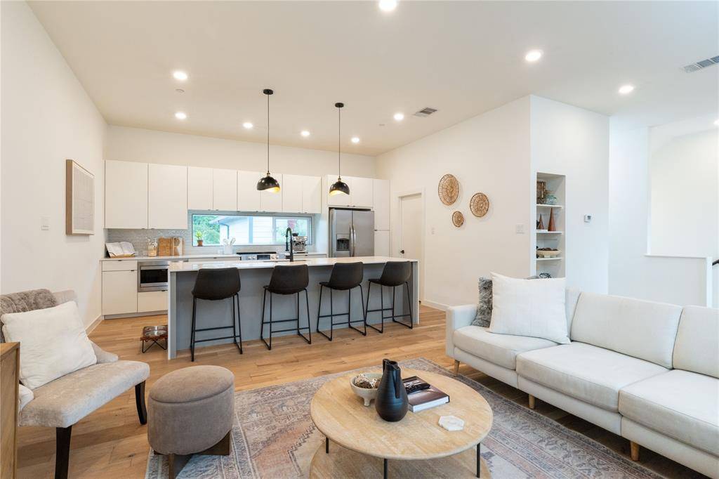 Dallas, TX 75204,2118 N Carroll Avenue #103