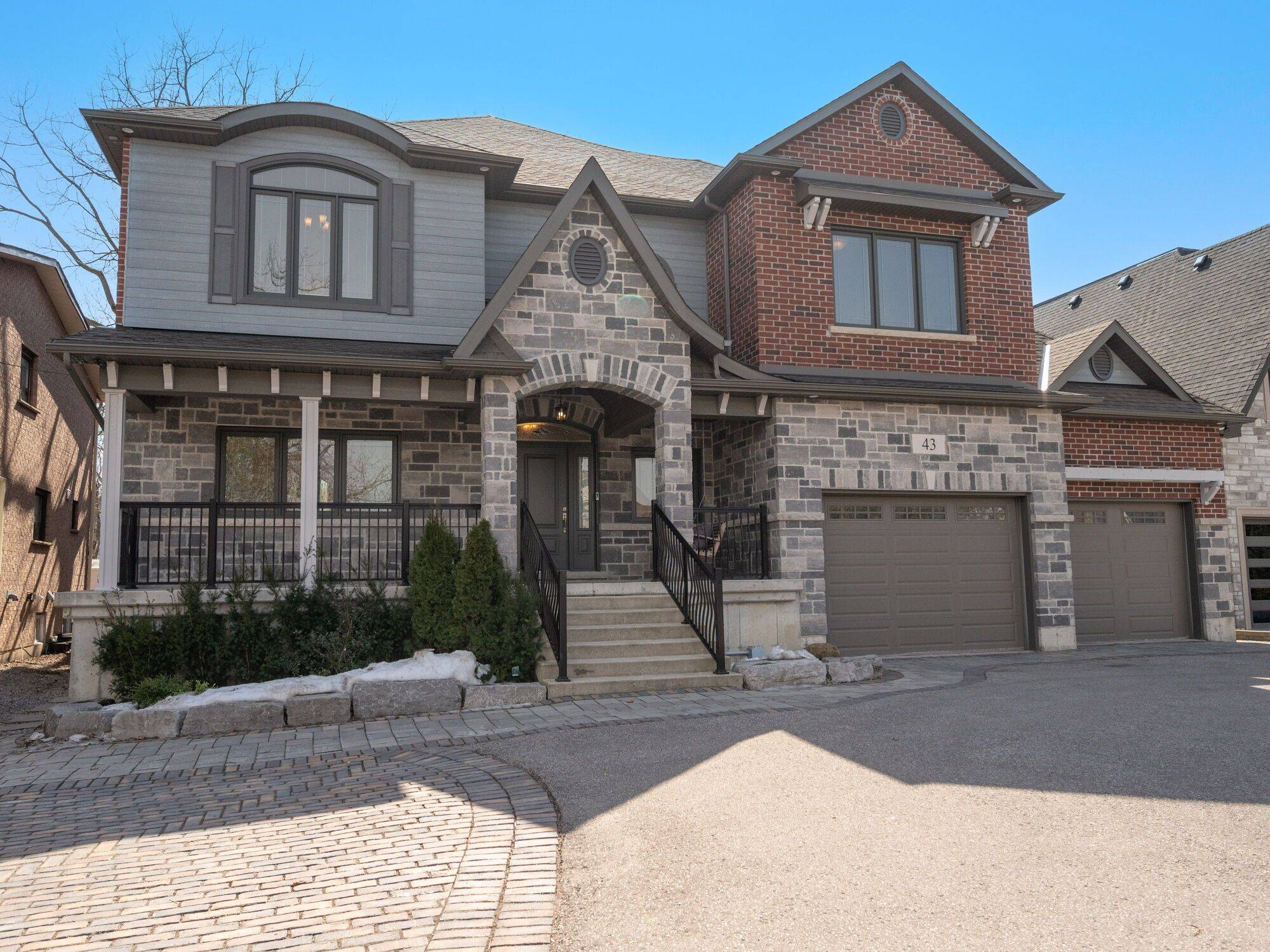 Richmond Hill, ON L4E 2V4,43 Elm Grove AVE