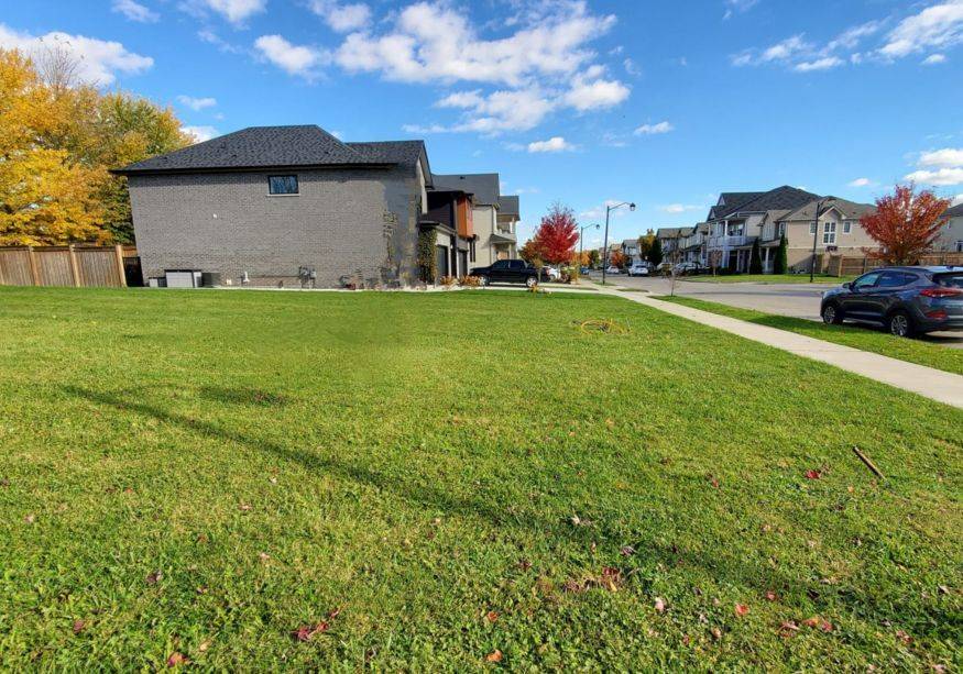 Hamilton, ON L0R 1C0,92 Gowland DR