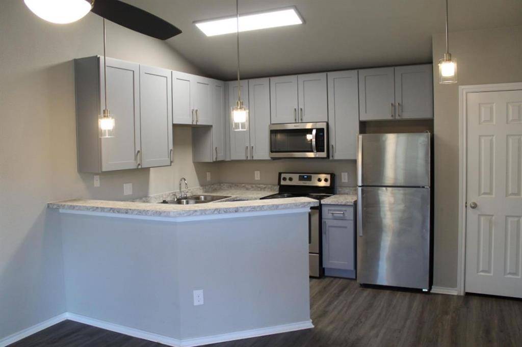 Dallas, TX 75231,6108 Abrams Road #527