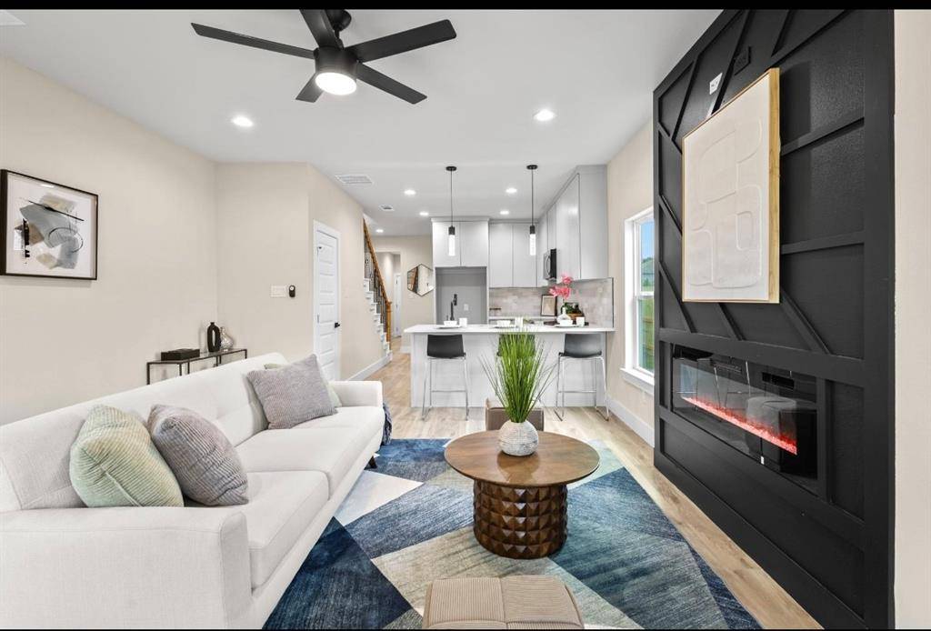 Dallas, TX 75253,13723 Biggs Street