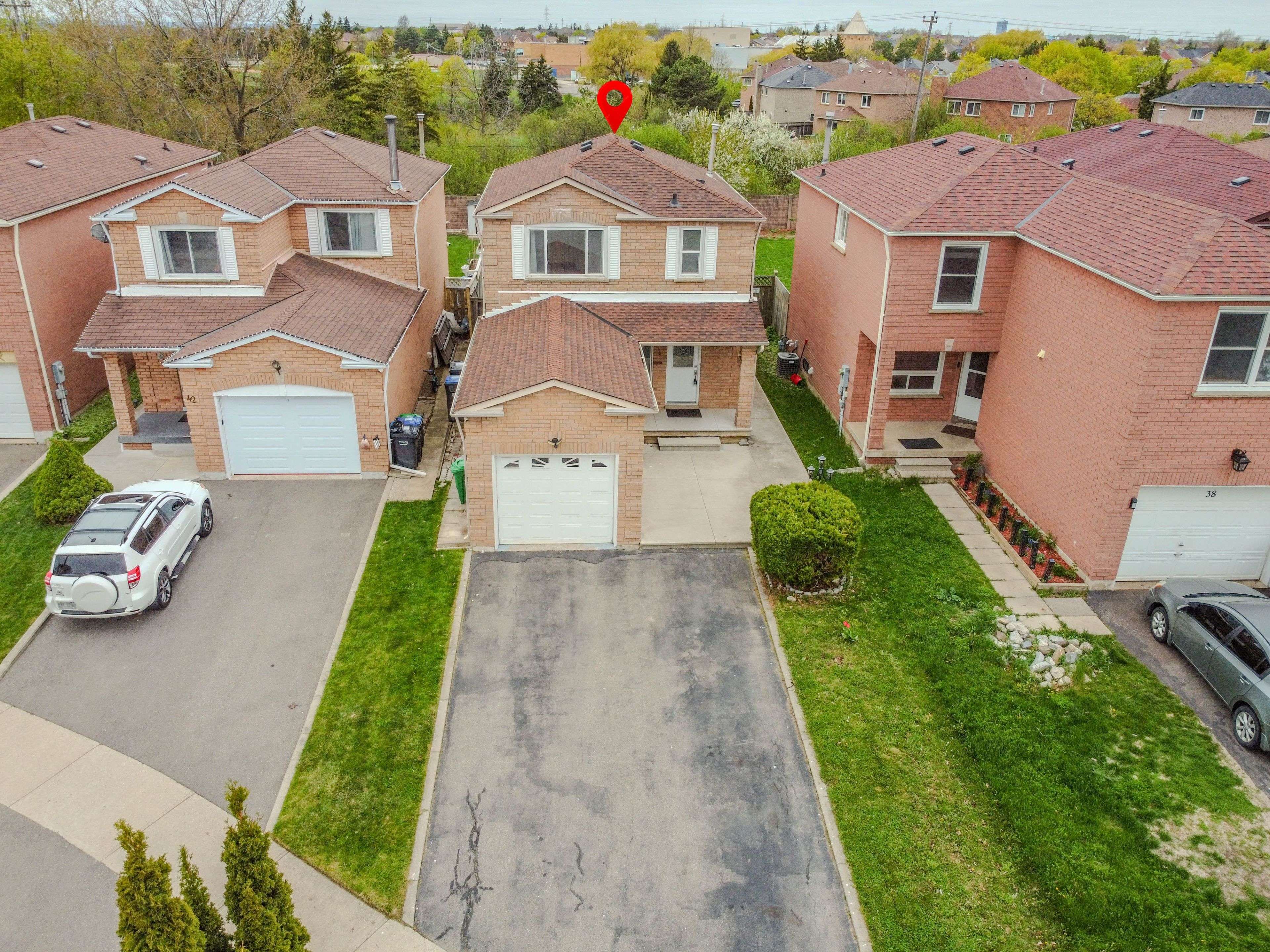 Brampton, ON L6Y 4L6,40 Calmist CRES