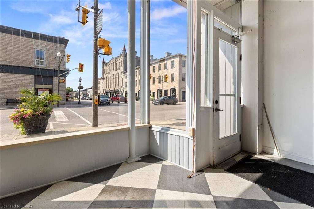 St. Marys, ON N4X 1A1,95 QUEEN ST E