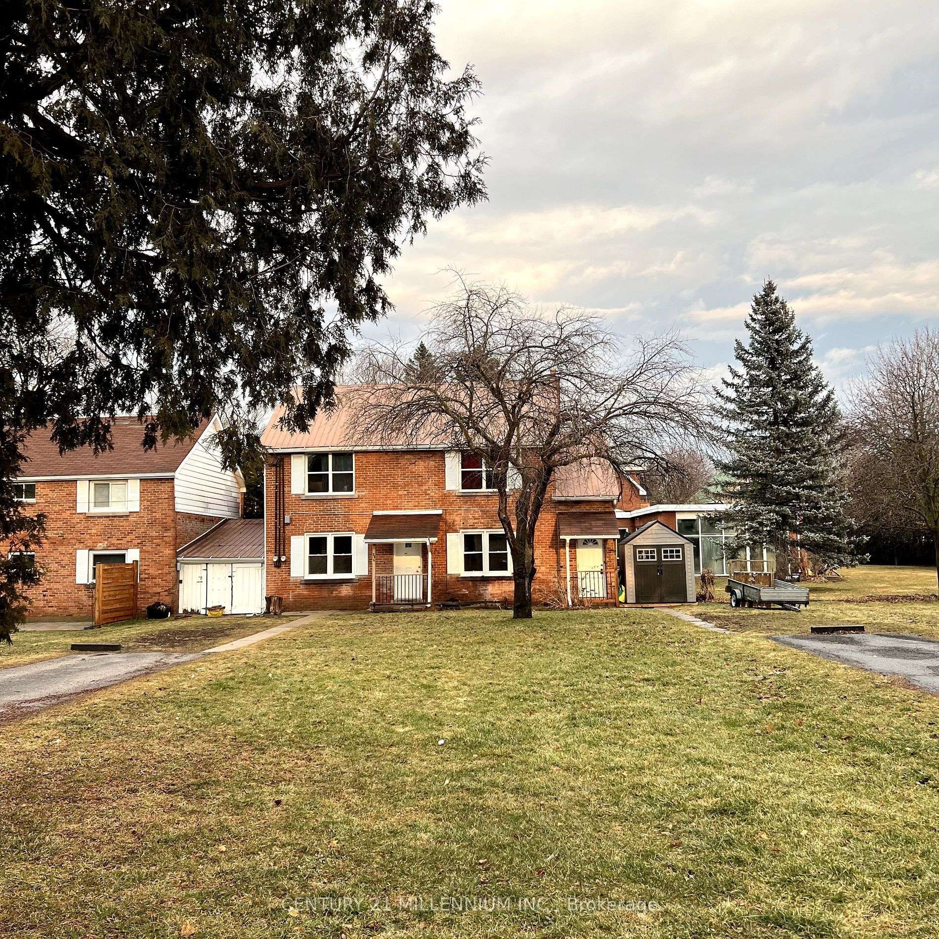 New Tecumseth, ON L0G 1A0,23 Second ST #Main