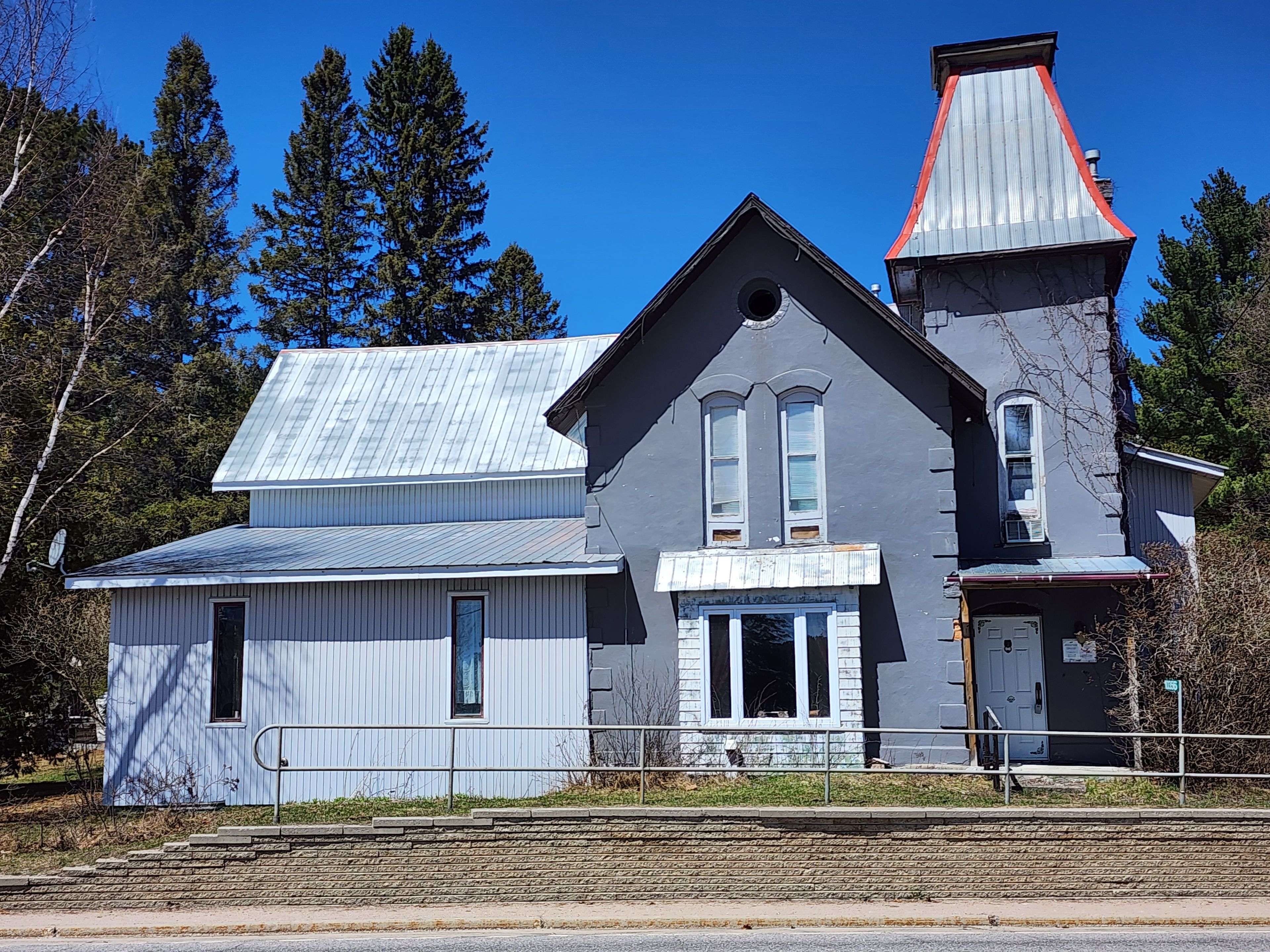 Sundridge, ON P0A 1Z0,10356 Highway 124 N/A